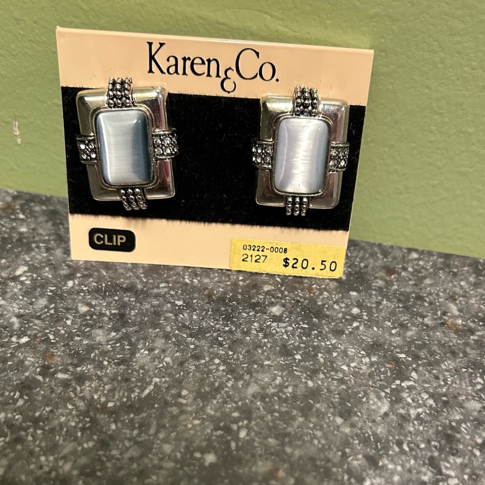 Women’s clip on earrings - Picture 4 of 4